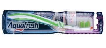 Зубная щетка Aquafresh 3-Way