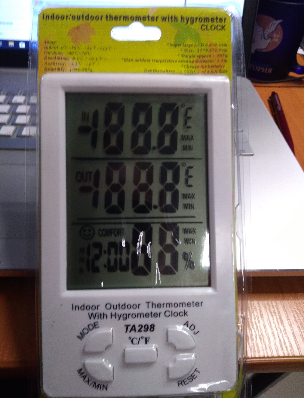 Цифровой термогигрометр Kromatech TA-298 с часами и выносным датчиком