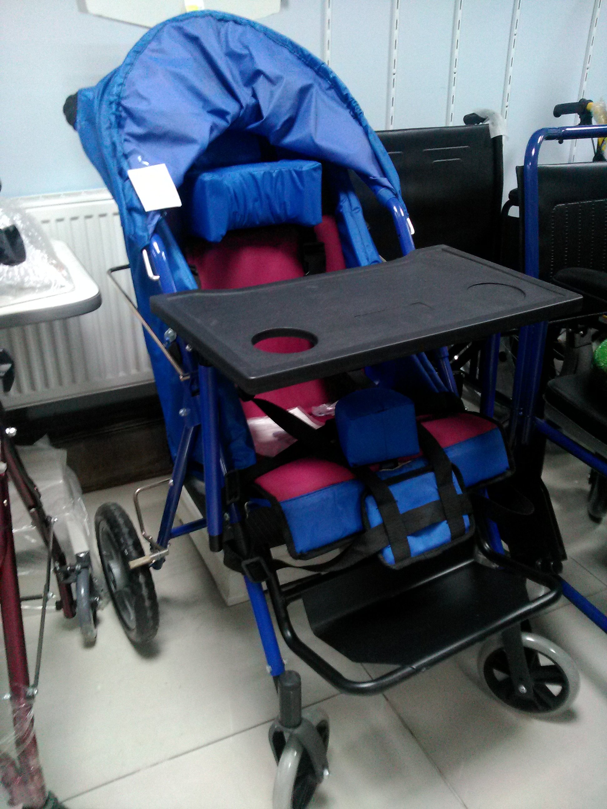 Кресла-коляски для инвалидов Н 031